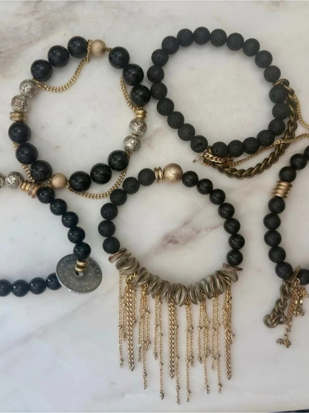 Black & Gold Beaded Bracelet Set Like New